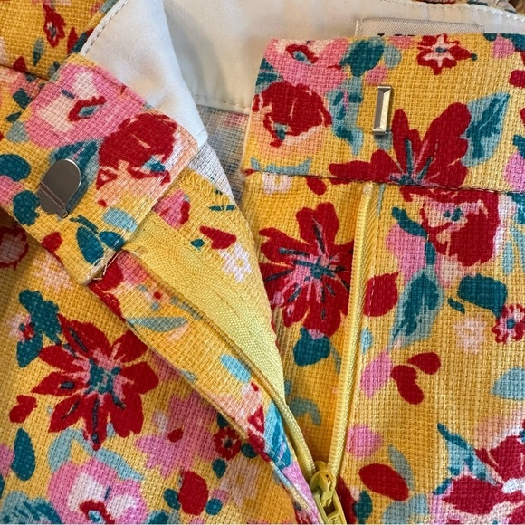 J Crew Shorts Womens Sz 2 Floral Cotton Red Green Yellow Pink Multicolor (e5 - Picture 2 of 10